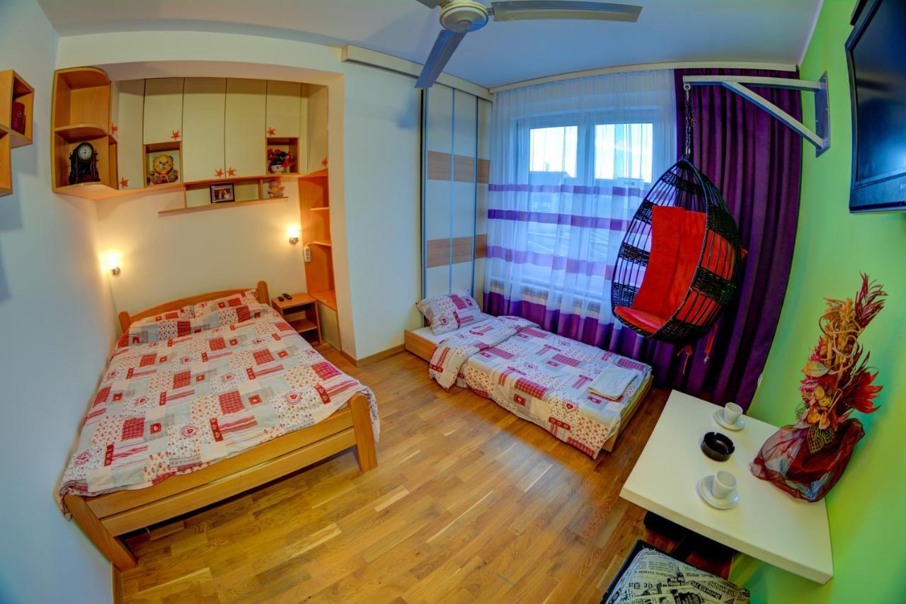 Rooms And Apartments S Beograd Ngoại thất bức ảnh