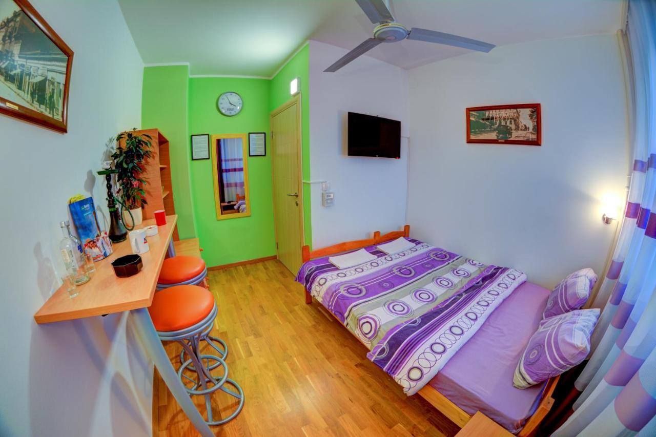 Rooms And Apartments S Beograd Ngoại thất bức ảnh