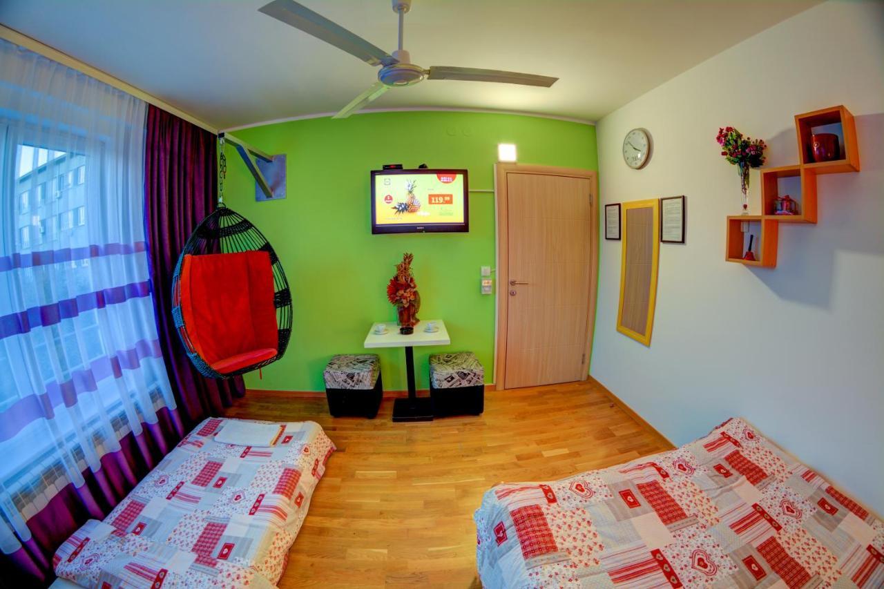 Rooms And Apartments S Beograd Ngoại thất bức ảnh