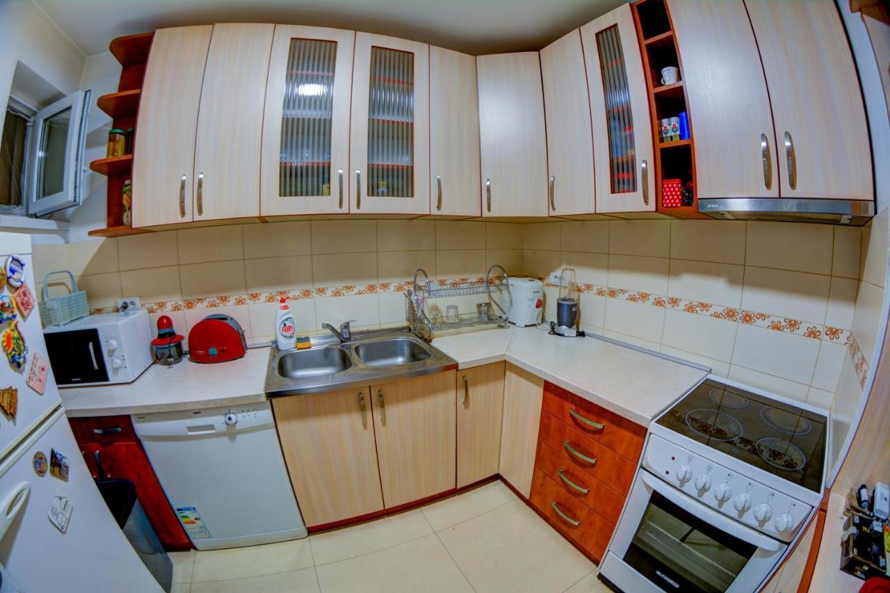 Rooms And Apartments S Beograd Ngoại thất bức ảnh