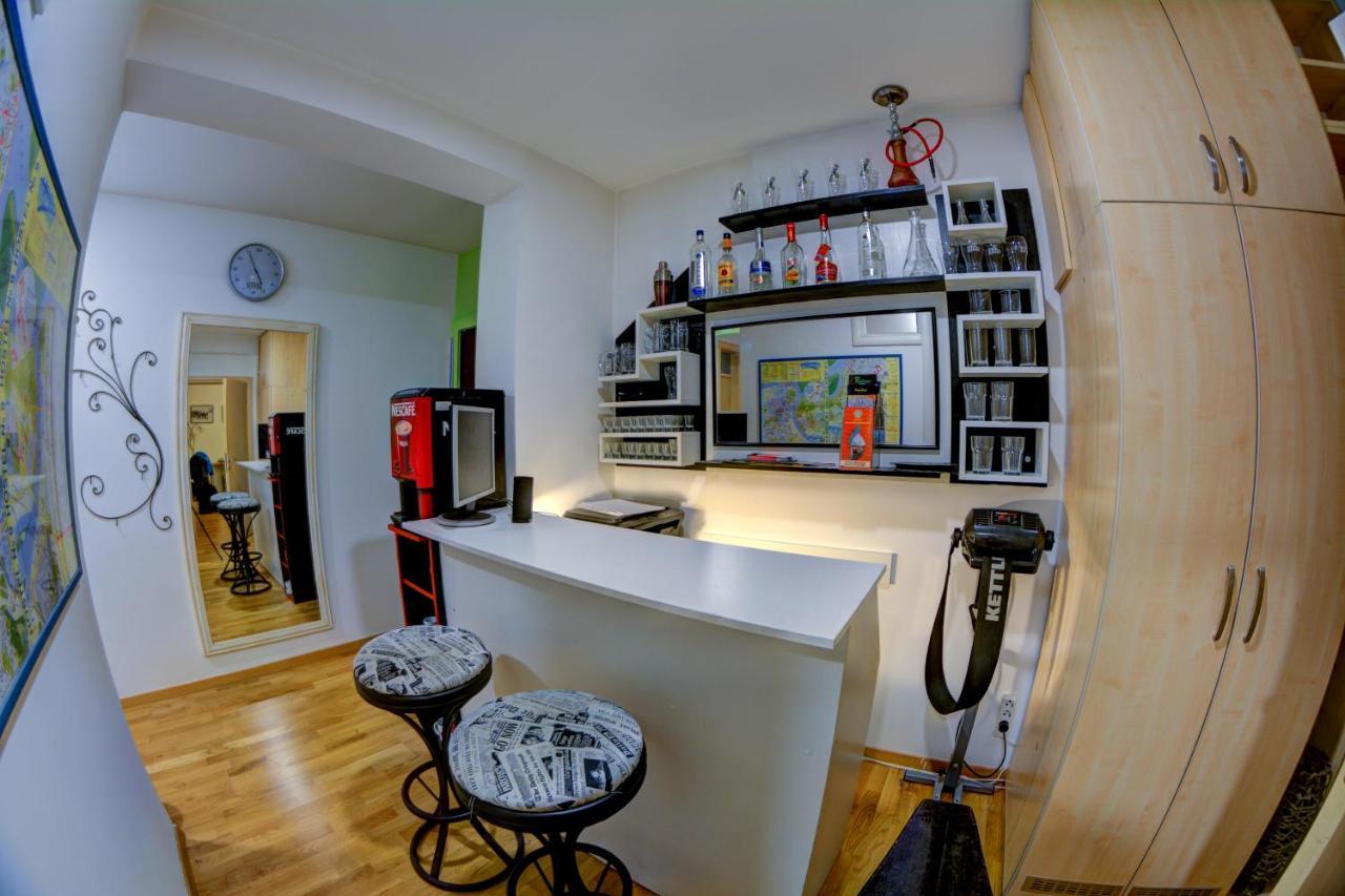Rooms And Apartments S Beograd Ngoại thất bức ảnh